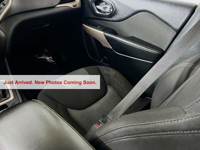 2017 Jeep Cherokee Altitude