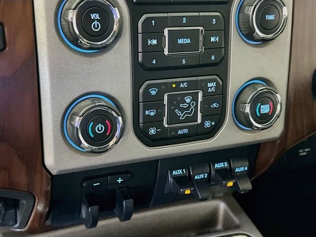 2015 Ford F-250SD Lariat