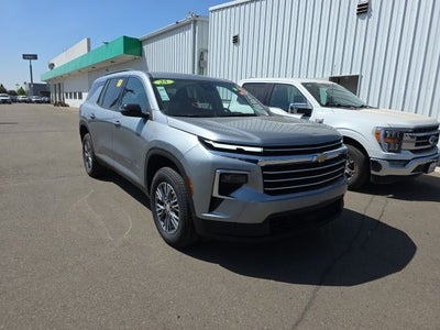 2025 Chevrolet Traverse LT 2LT