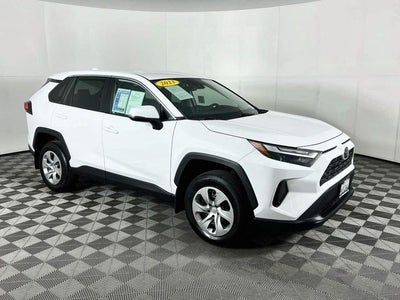 2023 Toyota RAV4 LE