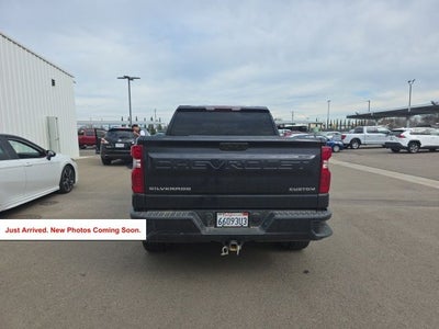 2023 Chevrolet Silverado 1500 Custom