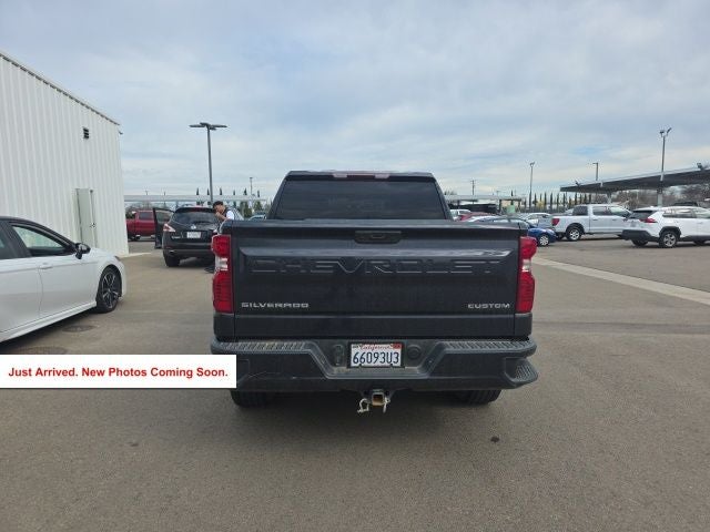 2023 Chevrolet Silverado 1500 Custom