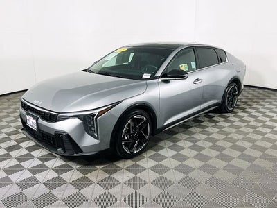 2025 Kia K4 GT-Line