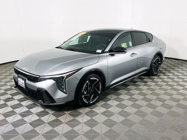 2025 Kia K4 GT-Line