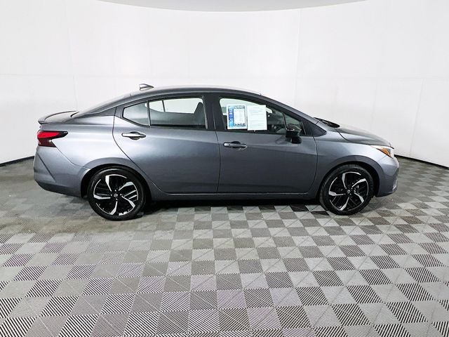 2024 Nissan Versa 1.6 SR