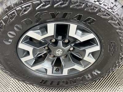 2022 Toyota Tacoma TRD Off-Road V6