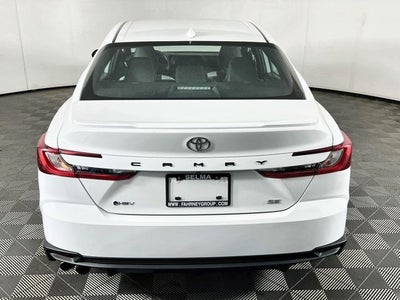 2025 Toyota Camry SE