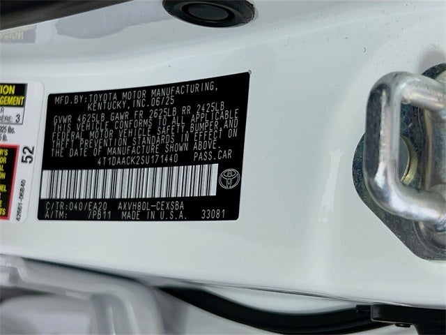 2025 Toyota Camry SE