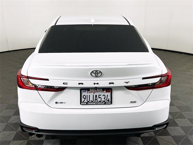 2025 Toyota Camry SE