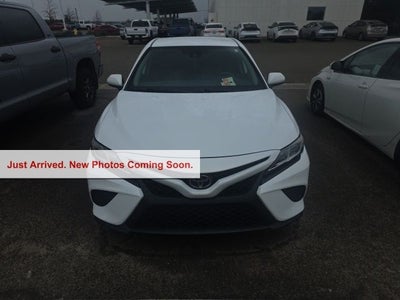 2020 Toyota Camry SE