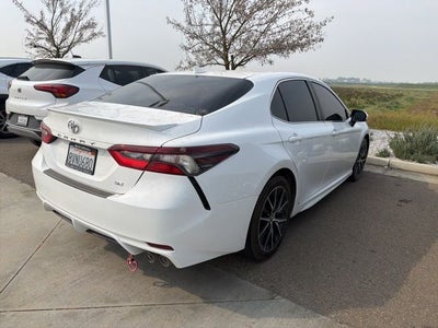 2021 Toyota Camry SE