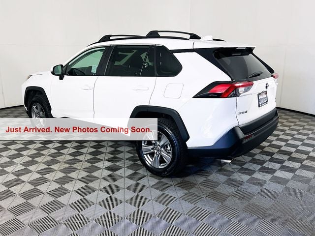 2022 Toyota RAV4 Hybrid XLE