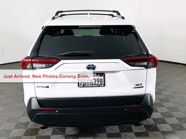 2022 Toyota RAV4 Hybrid XLE