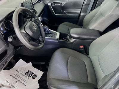 2022 Toyota RAV4 Hybrid XLE