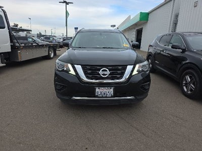 2019 Nissan Pathfinder S