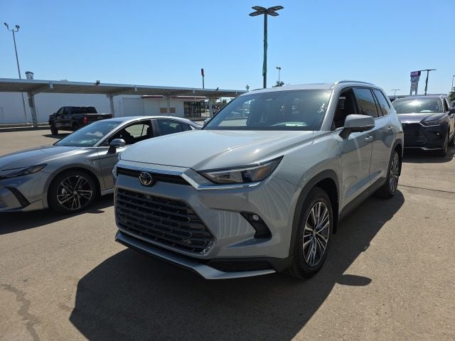 2026 Toyota Grand Highlander Hybrid MAX Platinum