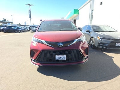 2022 Toyota Sienna XSE 7 Passenger