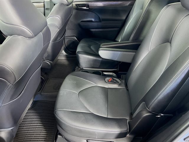 2022 Toyota Highlander Limited