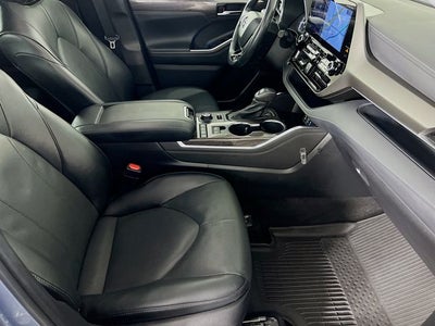 2022 Toyota Highlander Limited