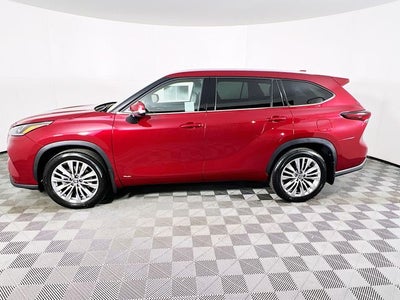 2026 Toyota Highlander Hybrid Platinum