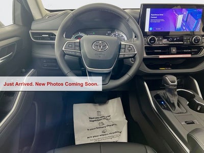 2026 Toyota Highlander Hybrid XLE