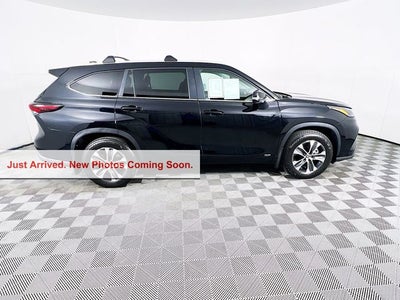 2026 Toyota Highlander Hybrid XLE