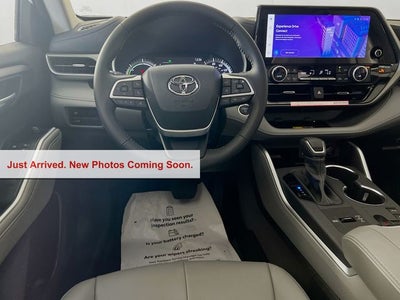 2026 Toyota Highlander Hybrid XLE
