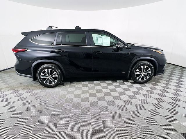 2026 Toyota Highlander Hybrid XLE