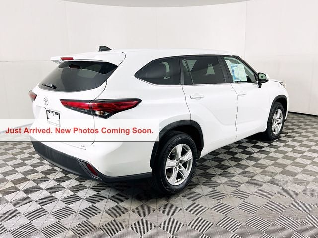 2023 Toyota Highlander LE
