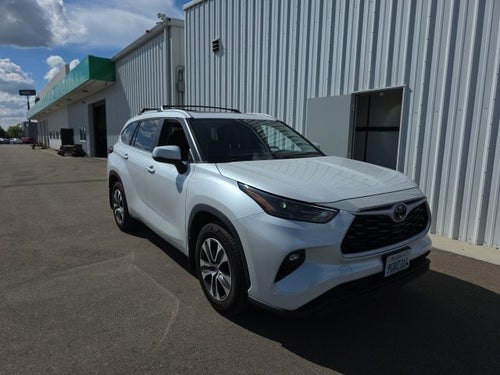 2023 Toyota Highlander XLE
