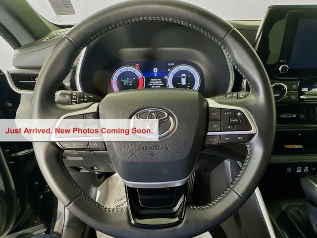 2025 Toyota Highlander XSE