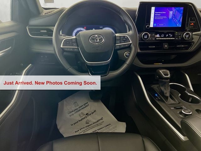 2025 Toyota Highlander XSE