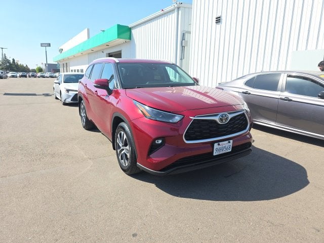 2023 Toyota Highlander XLE