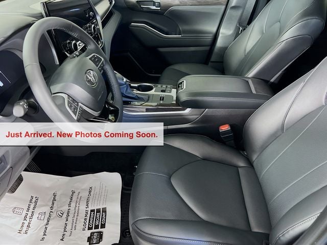 2026 Toyota Highlander Hybrid Limited