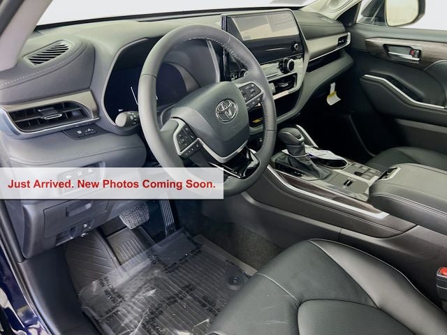 2026 Toyota Highlander Hybrid Limited