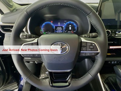 2026 Toyota Highlander Hybrid Limited