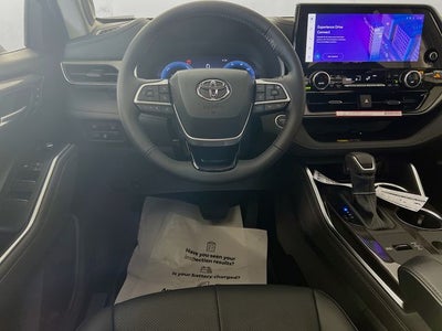 2026 Toyota Highlander Hybrid Limited