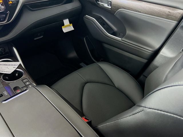 2026 Toyota Highlander Hybrid Limited