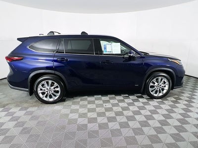 2026 Toyota Highlander Hybrid Limited