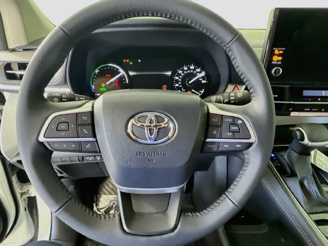 2026 Toyota Sienna XLE 8 Passenger