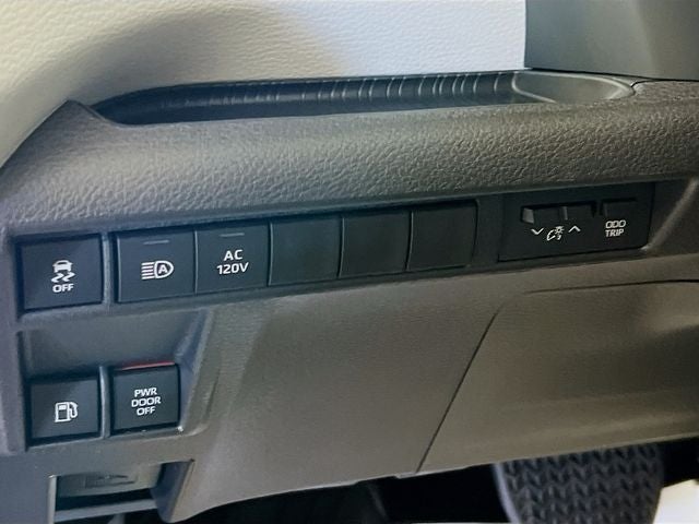 2026 Toyota Sienna XLE 7 Passenger