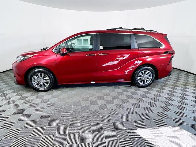 2026 Toyota Sienna XLE 7 Passenger
