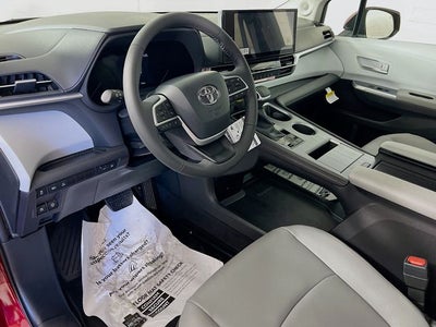 2026 Toyota Sienna XLE 7 Passenger
