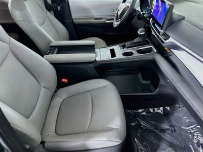 2026 Toyota Sienna XLE 8 Passenger