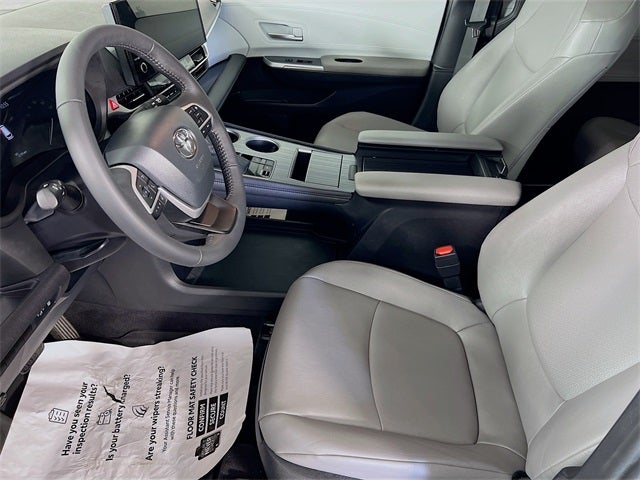 2025 Toyota Sienna XLE 7 Passenger