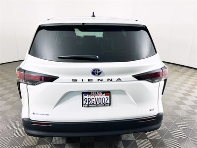 2025 Toyota Sienna XLE 7 Passenger