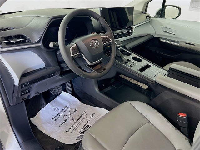 2025 Toyota Sienna XLE 7 Passenger