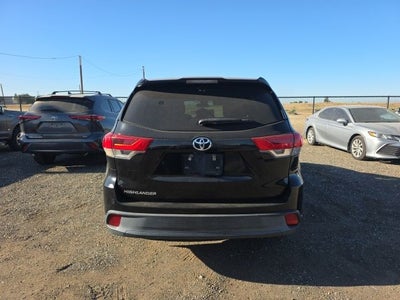 2017 Toyota Highlander LE
