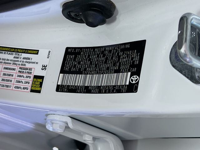 2025 Toyota Corolla LE