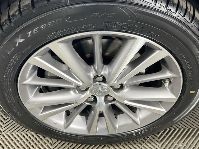 2015 Toyota Corolla LE Plus